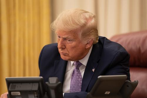 Темпы падения поддержки Трампа побили все рекорды - CNN Темпы падения поддержки Трампа побили все рекорды - CNN