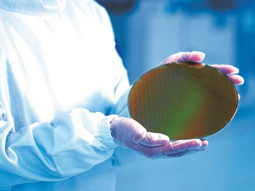 AMD отказывается от 4-нм техпроцесса Samsung Foundry в пользу TSMC AMD отказывается от 4-нм техпроцесса Samsung Foundry в пользу TSMC
