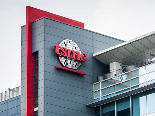 По мнению гендира TSMC, его компания в любом случае будет “победителем” в гонке ИИ По мнению гендира TSMC, его компания в любом случае будет “победителем” в гонке ИИ