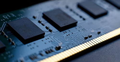 Китайская CXMT откладывает массовое производство DDR5 до конца года Китайская CXMT откладывает массовое производство DDR5 до конца года