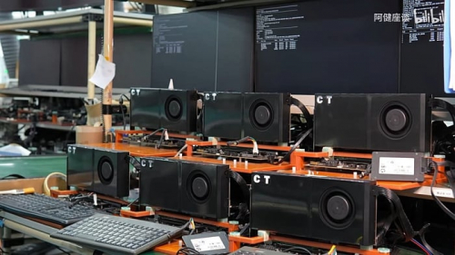 В Китае можно без проблем приобрести запрещенную GeForce RTX 5090