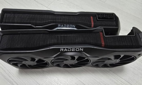Замечен возможный прототип системы охлаждения от AMD Radeon RX 7950 XTX Замечен возможный прототип системы охлаждения от AMD Radeon RX 7950 XTX