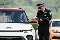 Женщина-пилот напилась перед рейсом и сорвала вылет самолета со 198 пассажирами