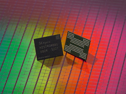 SK hynix первой в мире начала массовое производство 321-слойной памяти 3D NAND QLC SK hynix первой в мире начала массовое производство 321-слойной памяти 3D NAND QLC