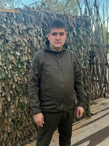 Сотрудник МВД и волонтер Искандер Низамов: «Для меня важно показывать подросткам пример» Сотрудник МВД и волонтер Искандер Низамов: «Для меня важно показывать подросткам пример»