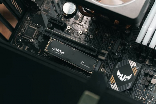 Высокий спрос и ограниченные поставки повысили стоимость NAND и DRAM на 20% Высокий спрос и ограниченные поставки повысили стоимость NAND и DRAM на 20%