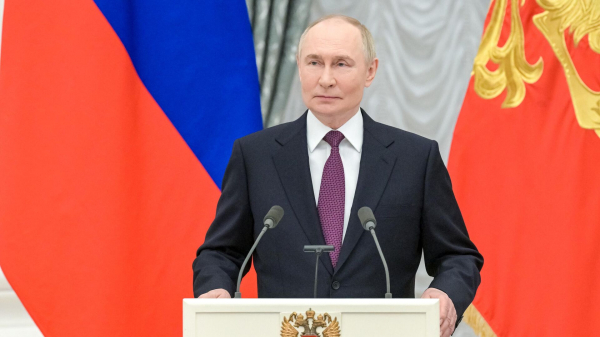 Путин: необходимо обеспечивать условия для равного доступа россиян к культуре Путин: необходимо обеспечивать условия для равного доступа россиян к культуре