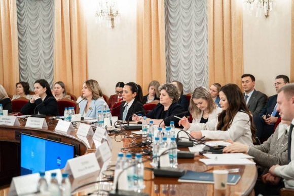 Партнерство государства и бизнеса: ключ к экономическому росту и социальной устойчивости Партнерство государства и бизнеса: ключ к экономическому росту и социальной устойчивости