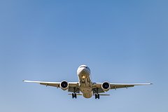 Пилот самолета ослушался инструкций диспетчера и едва не врезался в другой борт в небе Пилот самолета ослушался инструкций диспетчера и едва не врезался в другой борт в небе