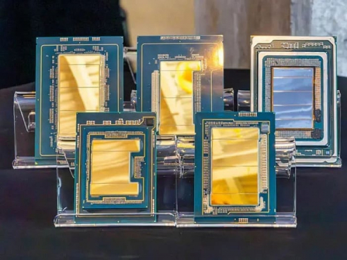 Платформа Intel Johnson City предназначена для серверных Diamond Rapids с потреблением до 650 Вт Платформа Intel Johnson City предназначена для серверных Diamond Rapids с потреблением до 650 Вт