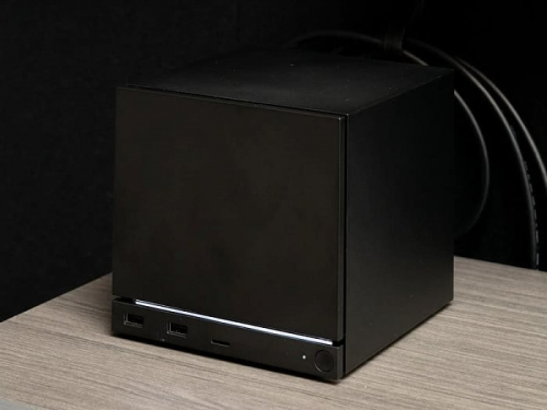 Valve официально представила готовый игровой ПК Steam Machine Valve официально представила готовый игровой ПК Steam Machine