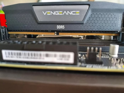 Amazon продал комплект оперативной памяти DDR4 под видом DDR5 Amazon продал комплект оперативной памяти DDR4 под видом DDR5
