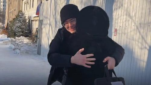 Дело хабаровского студента получило новый поворот — реальный срок заменили на условный Дело хабаровского студента получило новый поворот — реальный срок заменили на условный