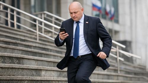 Губернатор Севастополя смотрел Путина на бегу Губернатор Севастополя смотрел Путина на бегу