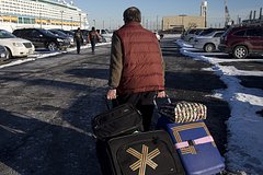 Россиянин описал «нелегальную» жизнь в Америке фразой «пытаемся выжить» Россиянин описал «нелегальную» жизнь в Америке фразой «пытаемся выжить»