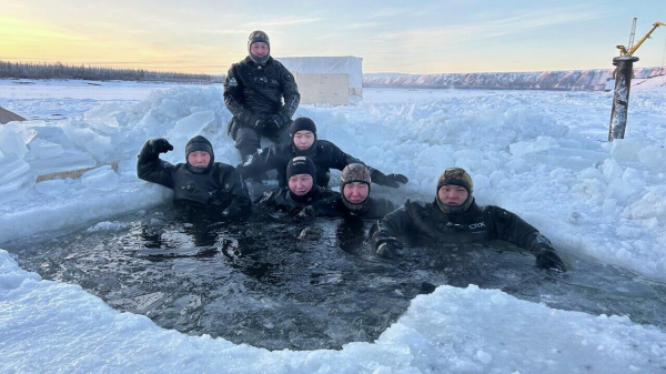 "Древнее сокровище". Чем водолаз из Якутии удивил всю страну "Древнее сокровище". Чем водолаз из Якутии удивил всю страну