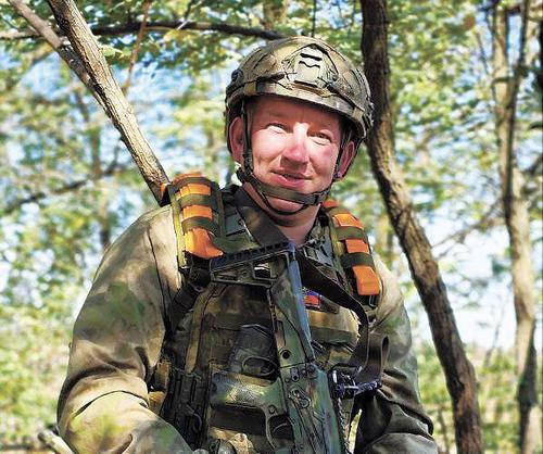 «Чтобы моим пацанам не пришлось это расхлёбывать»: отец троих детей – о своём решении воевать «Чтобы моим пацанам не пришлось это расхлёбывать»: отец троих детей – о своём решении воевать
