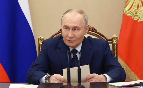 Владимир Путин: перспективные виды вооружений требовательны к компонентной базе