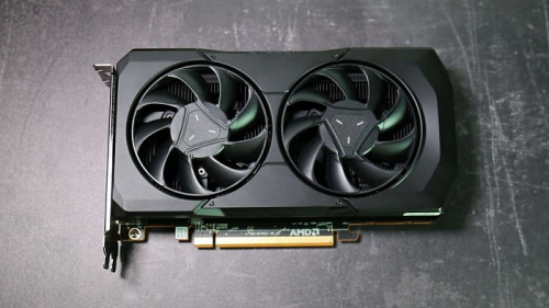 AMD предпочитает работать с корпоративными клиентами, а не потребительским рынком ПК AMD предпочитает работать с корпоративными клиентами, а не потребительским рынком ПК