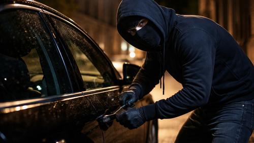 Авто, угнанные в недружественных России странах будут дружно ставить на учет в РФ Авто, угнанные в недружественных России странах будут дружно ставить на учет в РФ