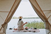 Двух школьников нашли бездыханными в домике летнего лагеря