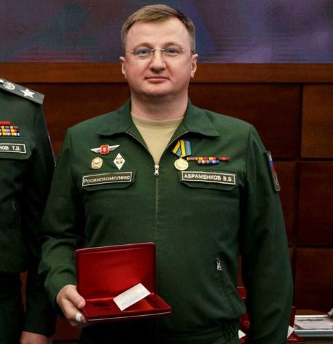 Нажились на военнослужащих, захапав миллиард Нажились на военнослужащих, захапав миллиард