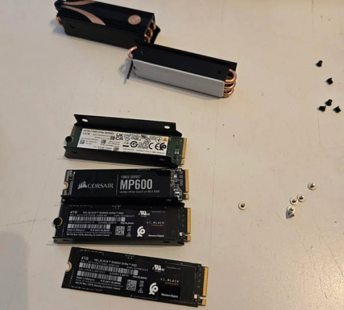 Покупатель Б/У платы MSI PRO Z690-A WIFI за $50 получил 4 SSD объёмом 12 Тбайт в подарок Покупатель Б/У платы MSI PRO Z690-A WIFI за $50 получил 4 SSD объёмом 12 Тбайт в подарок