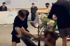 Туристы устроили массовую драку с проститутками в Таиланде