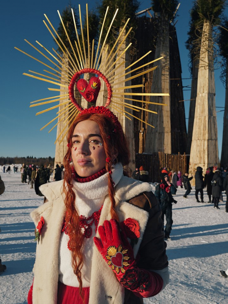 «Все не зря» В России огонь поглотил 25-метровую скульптуру. Так в Никола-Ленивце прогоняли зиму «Все не зря» В России огонь поглотил 25-метровую скульптуру. Так в Никола-Ленивце прогоняли зиму
