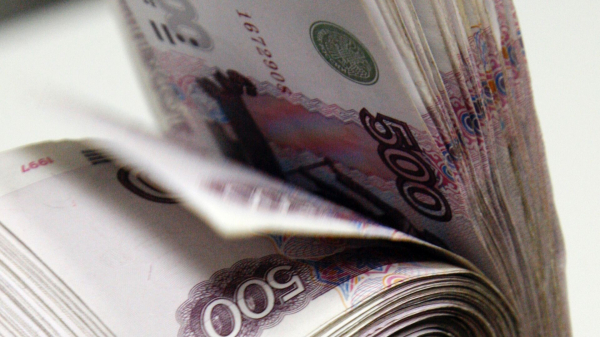РИА Новости: почти треть россиян имеют в запасе до 50 тысяч рублей наличными