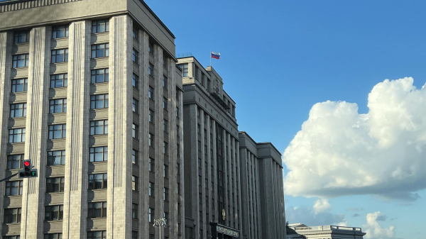 Миронов предложил ввести бесплатное питание для школьников из малоимущих семей