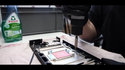 Водоблок TG DeltaMate снижает температуру видеокарты ROG Astral RTX 5080 более чем на 20°C Водоблок TG DeltaMate снижает температуру видеокарты ROG Astral RTX 5080 более чем на 20°C