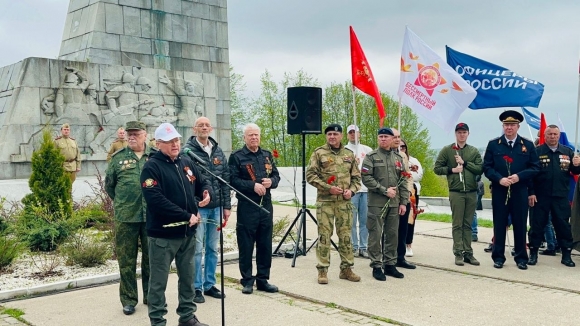 Патриотический автопробег ко Дню Победы объединил ветеранов, участников СВО и общественных деятелей