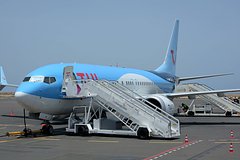 Пьяная пассажирка покусала бортпроводника и пожелала смерти детям попутчика Пьяная пассажирка покусала бортпроводника и пожелала смерти детям попутчика