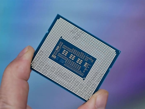 Слух: Intel может прибегнуть к технологии On-Package Memory в случае Razor Lake-AX